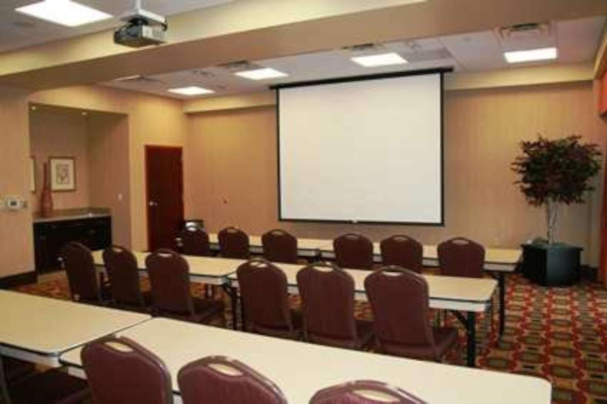 Hampton Inn And Suites Woodstock, Virginia Esterno foto