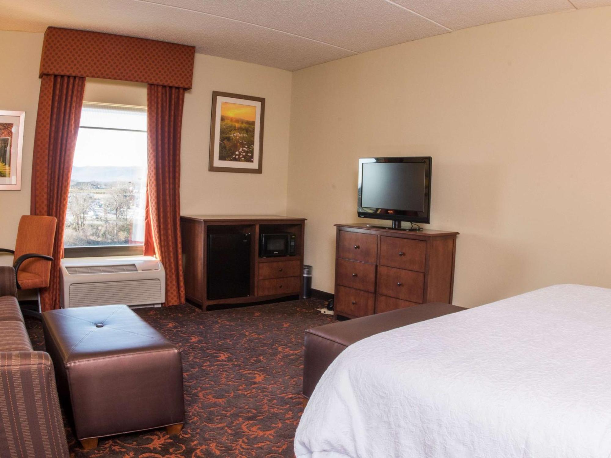 Hampton Inn And Suites Woodstock, Virginia Esterno foto