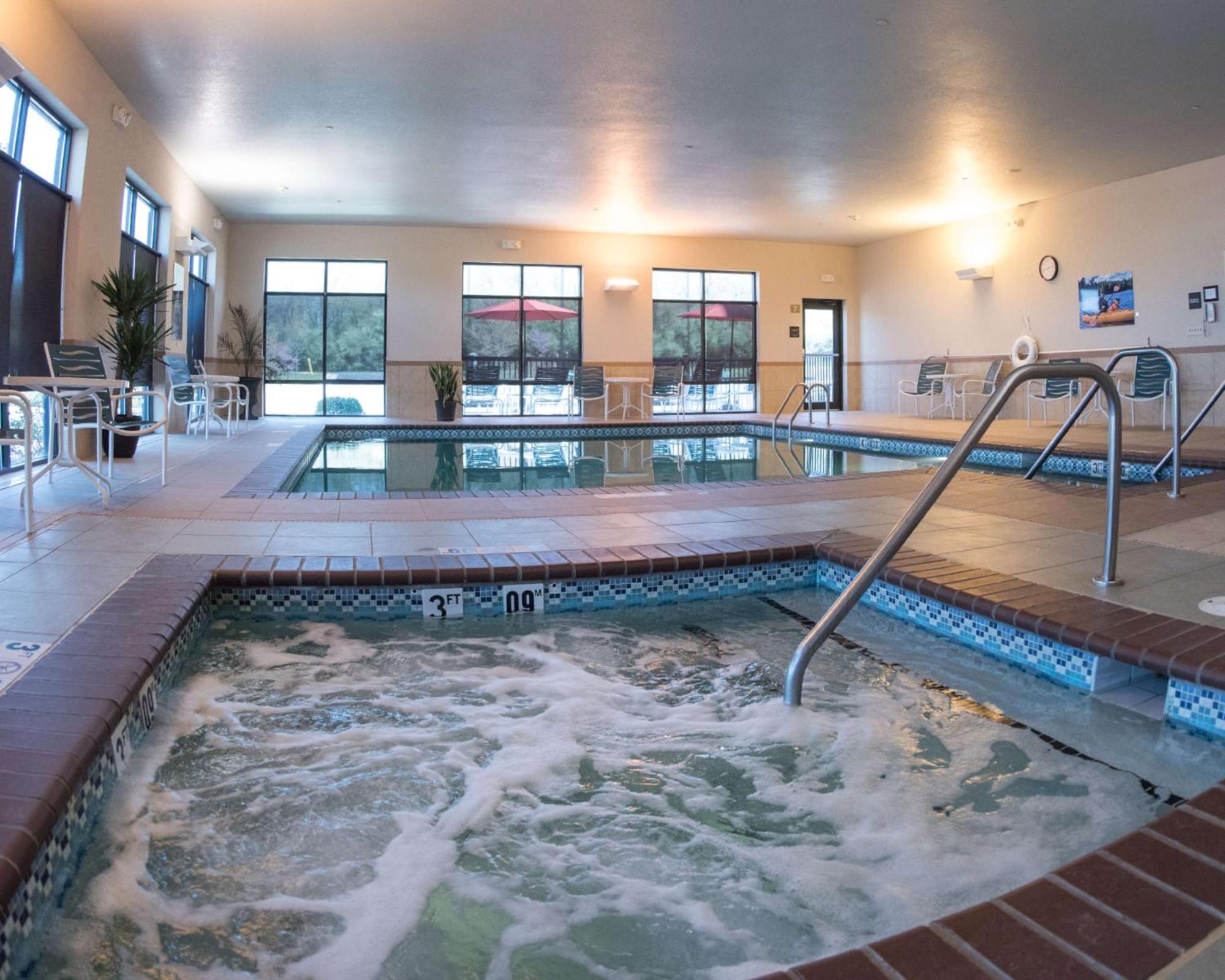 Hampton Inn And Suites Woodstock, Virginia Esterno foto